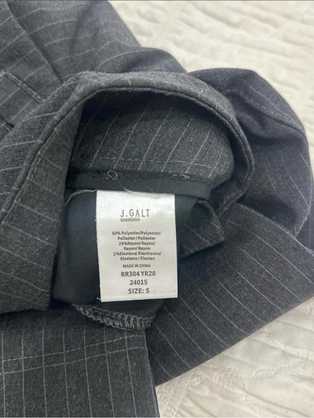 Brandy Melville Gray Pinstripe Low Rise Pants - Picture 6 of 6